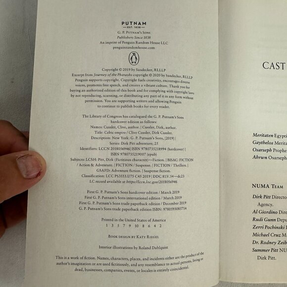 Clive Cussler & Dirk Cussler Celtic Empire Paperback 2019 Adventure Novel - Picture 3 of 3